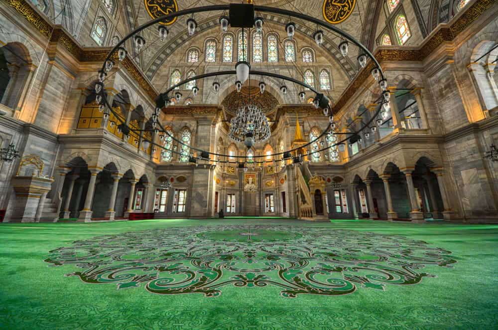 Best Mosque Carpets in Dubai