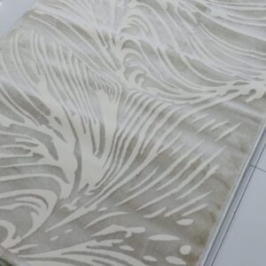 Elegant Beige Rug Dubai