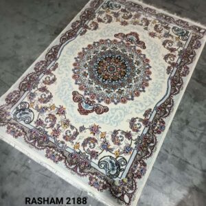 Luxurious Cream Area Rug Dubai