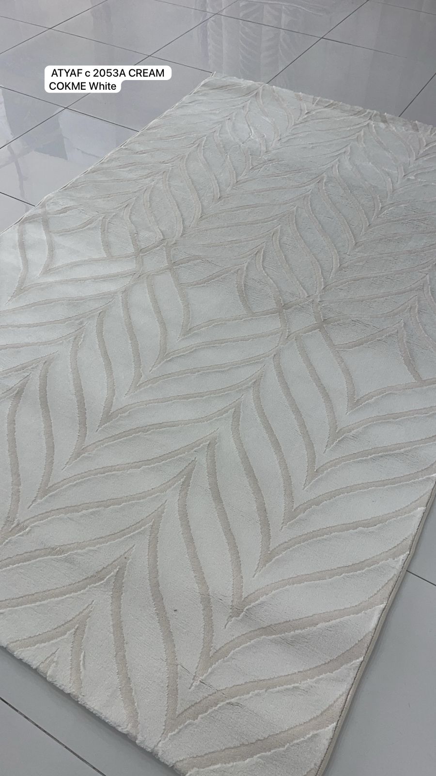 Cream Cokme White Rug