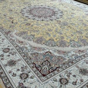 Elegant Floral Rug Dubai
