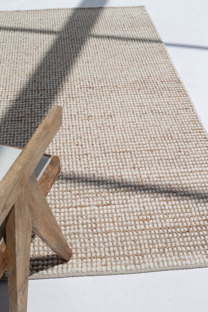 Creamy Clouds - Woven Rug