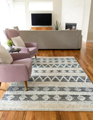 Minimalist cotton rug for small spaces