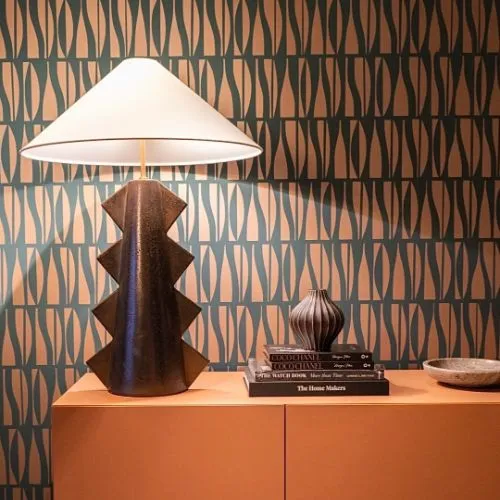 Elegant swirl design wallpaper