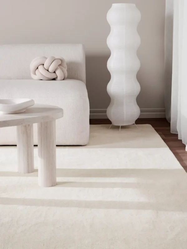 Handloom fringes Ivory White Wool rugs