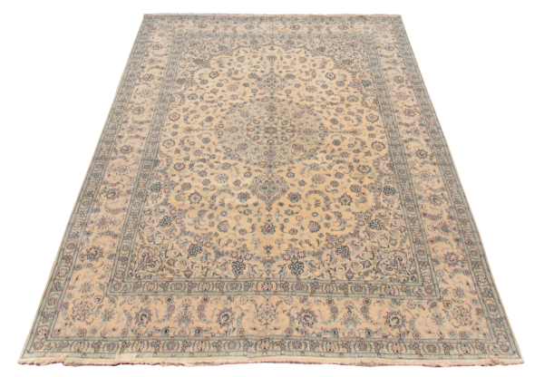 Naein Tea Wash Cream Wool & Silk Carpet
