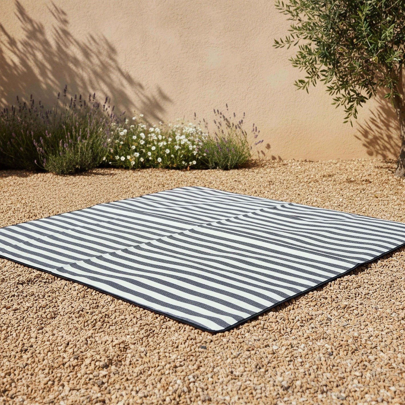 Sandy Outdoor Waterproof Picnic Mat
