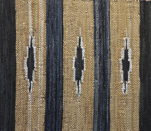 LR-32 – Texture Multi Rugs