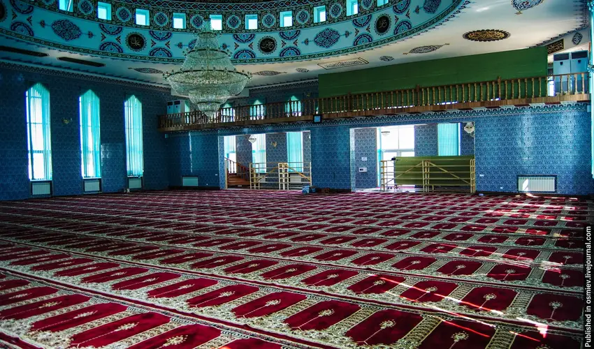 Quantity and Installation Mosque Carpet