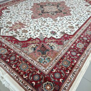 Red & Ivory Classic Medallion