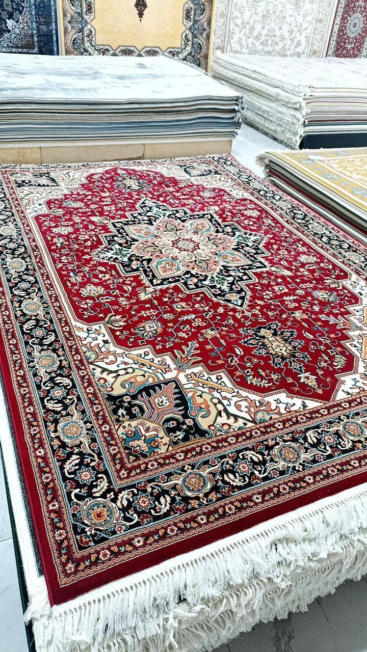 Traditional Kashan Carpet