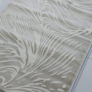 Elegant Beige Rug Dubai