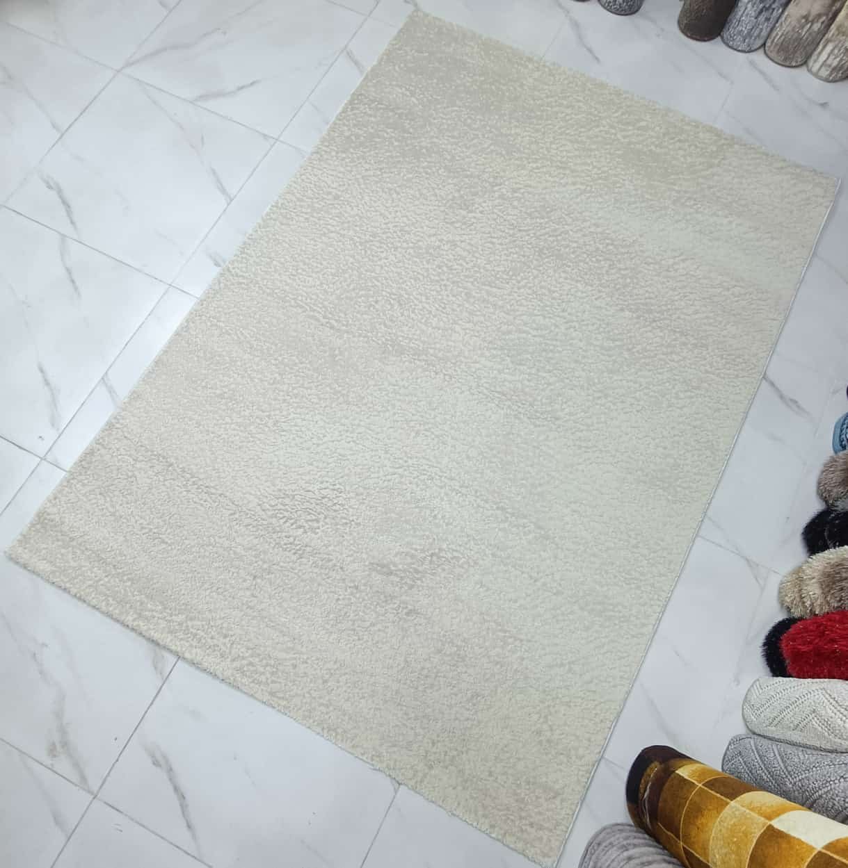 Plain Cream Shaggy Rug