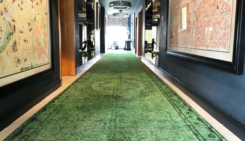 Corridor floor protection rug