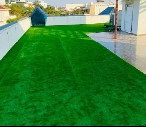 Heat-resistant-synthetic-turf-installed