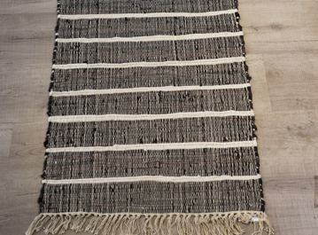 LR-26 - Multi Colour Leather Rugs