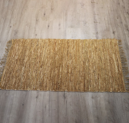 LR-40 – Beige Leather Rugs