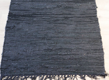LR-42 – Black Multi Rugs