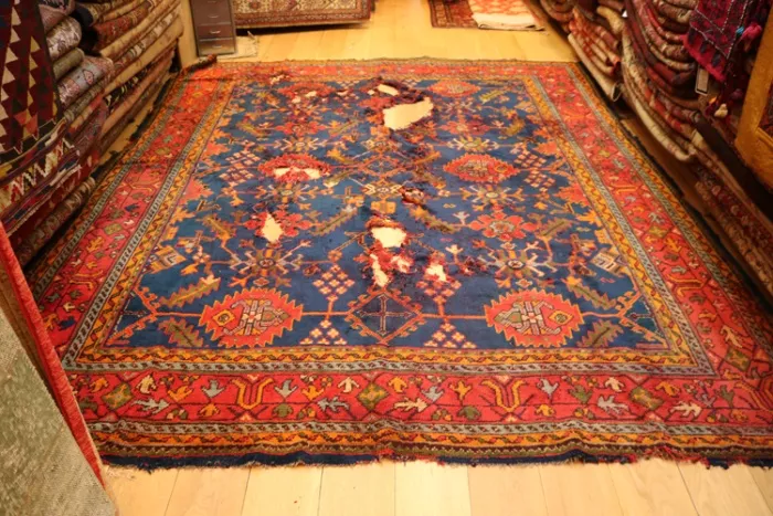 R5831 Antique Ushak Carpet - Image 2