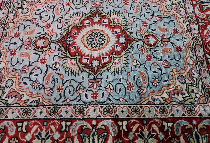 R9392 Turkish Kayseri Silk Rug - Image 3