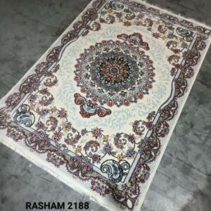 Luxurious Cream Area Rug Dubai