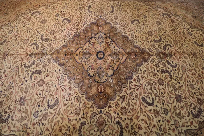 R3600 Antique Persian Carpet - Image 2