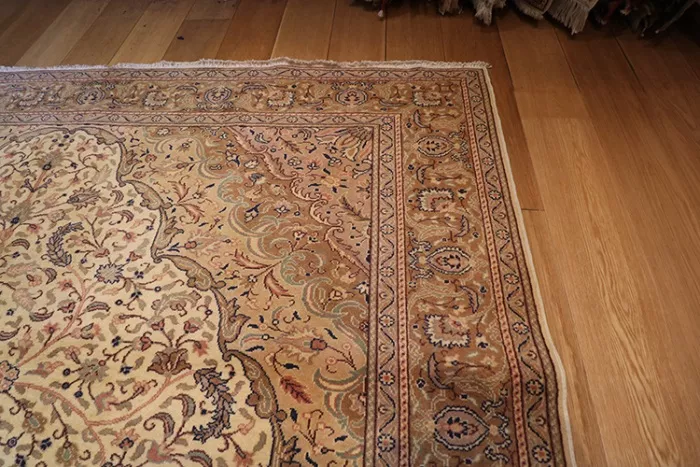 R3600 Antique Persian Carpet - Image 3