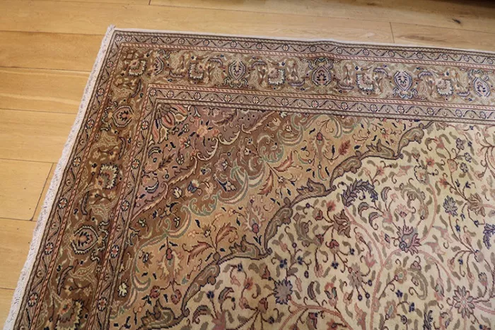 R3600 Antique Persian Carpet - Image 4